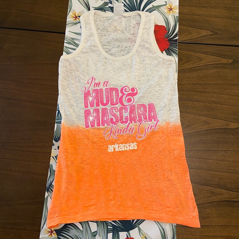 📍FREE 📍Women’s Southern Breeze neon tank top